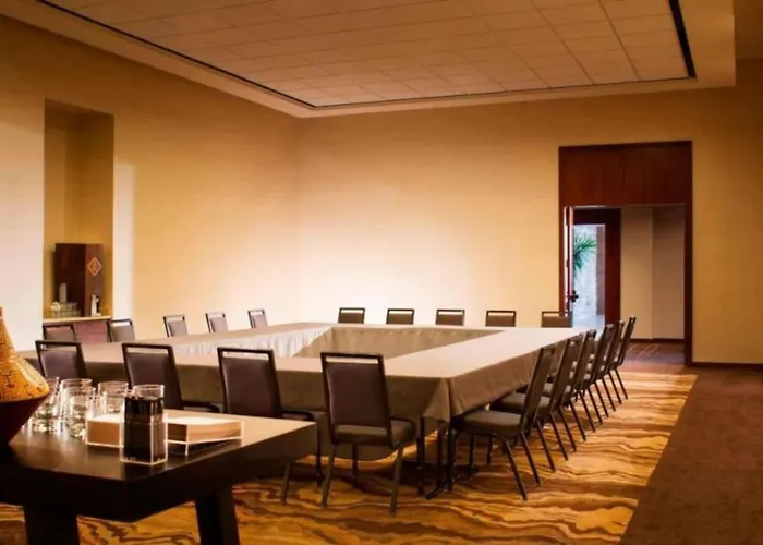 Sanctuary In 1bd With Amenities Fitness Room, Pools Etc * Scottsdale