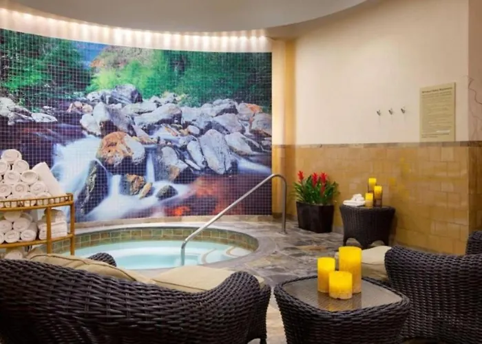 Holiday home Sanctuary In 1bd With Amenities Fitness Room, Pools Etc