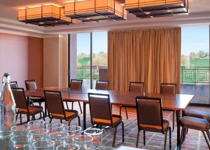 Holiday home Sanctuary In 1bd With Amenities Fitness Room, Pools Etc Scottsdale