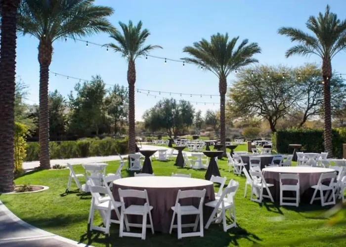 Sanctuary In 1bd With Amenities Fitness Room, Pools Etc Holiday home Scottsdale